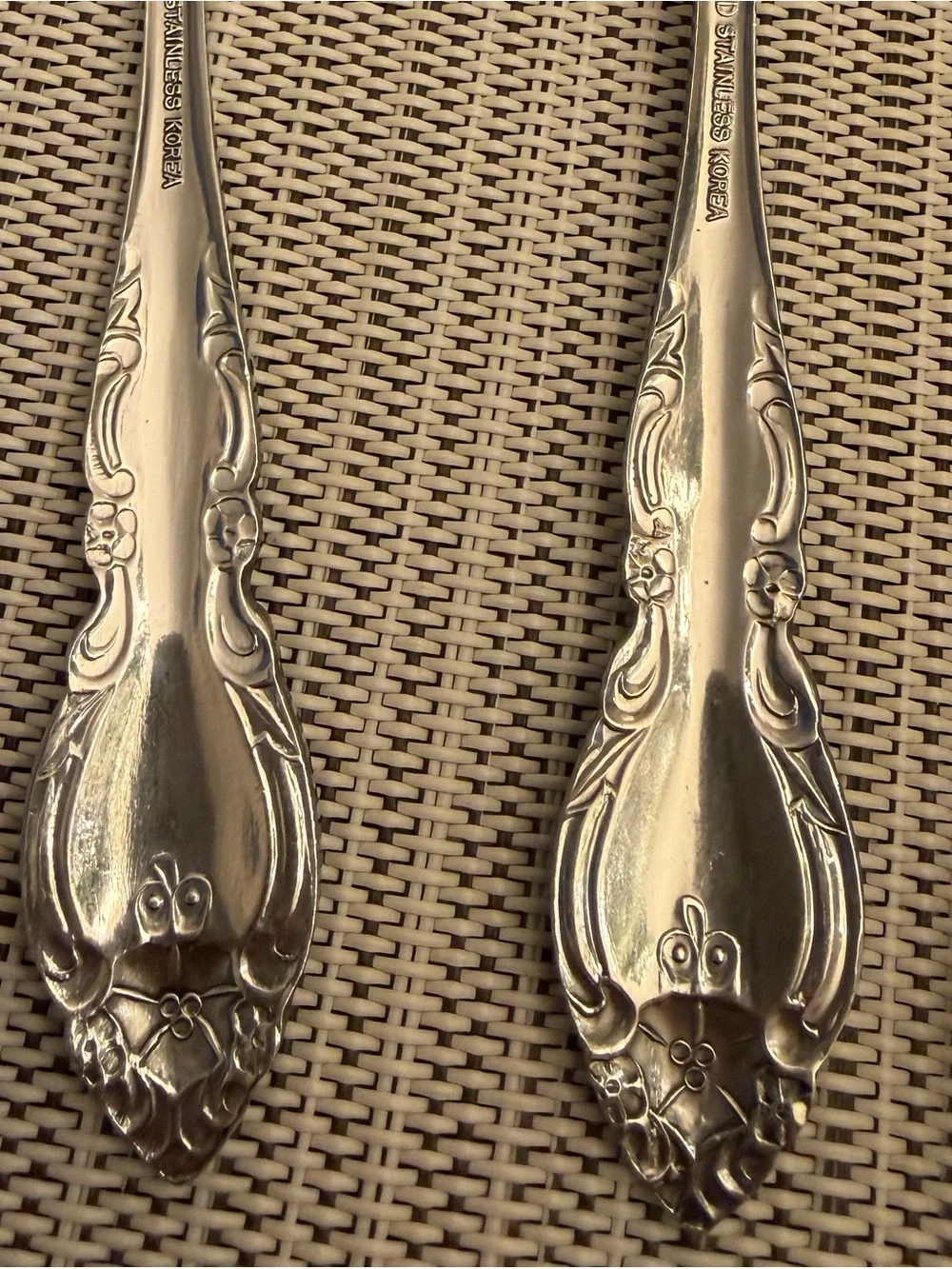 Oneida three teaspoons